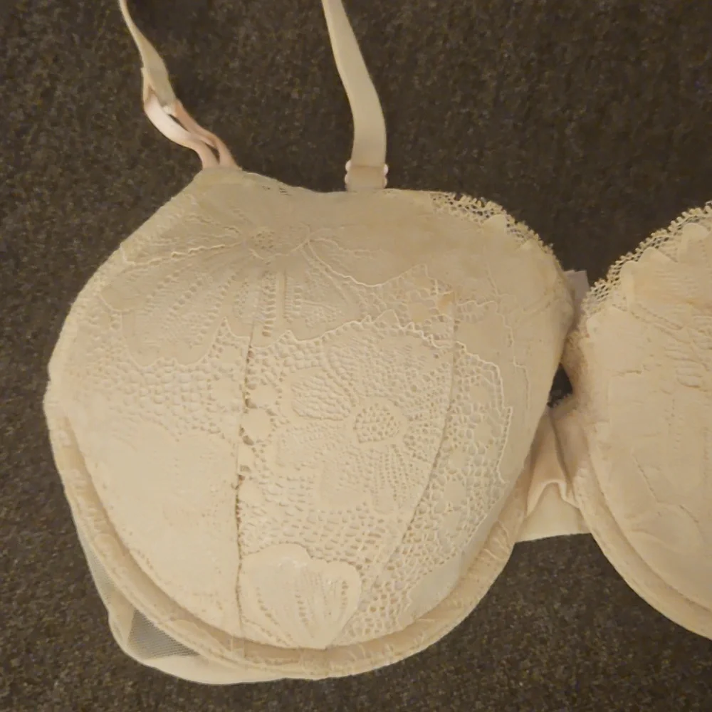 Victorias Secret soft cream